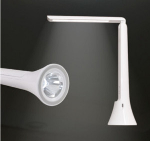 光能量全光谱视力防控台灯+手电筒